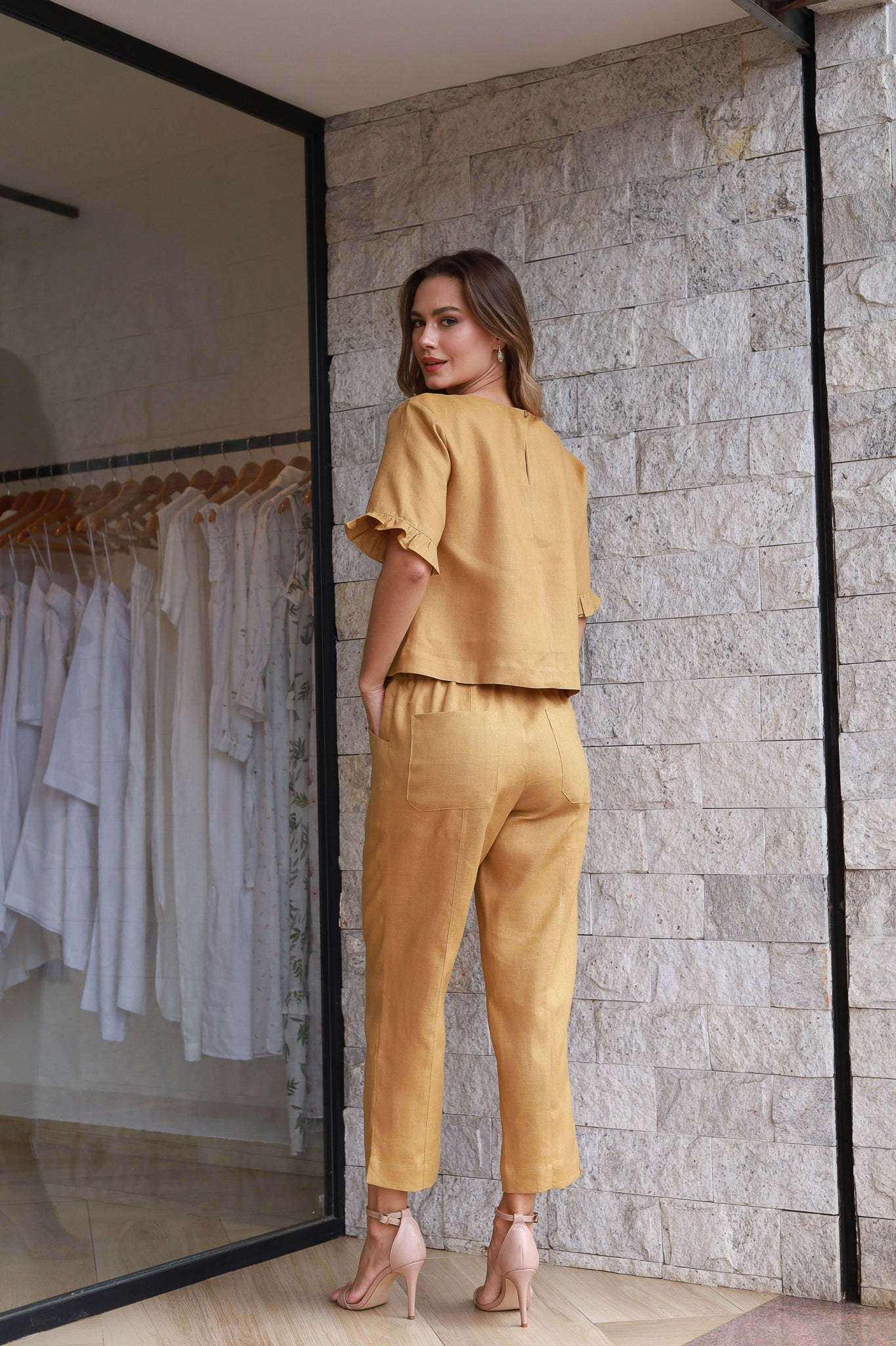 Blusa Madri Cúrcuma