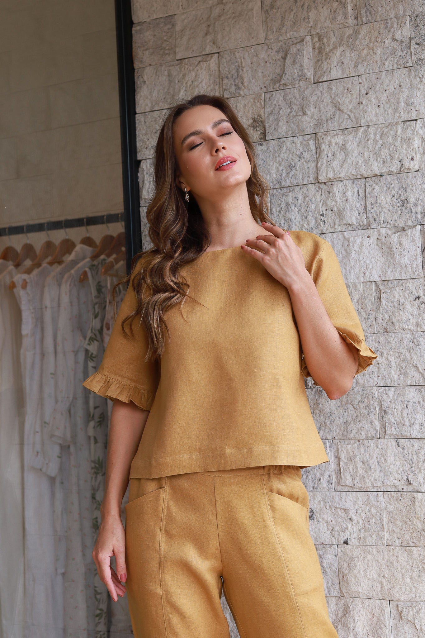 Blusa Madri Cúrcuma