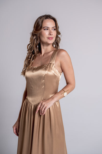 Vestido Manton Dourado